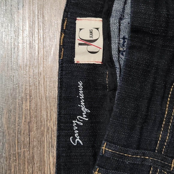 Like New Capri style jeans siz 14 made by D/C faded look mid leg Savvy dark blue - Picture 8 of 16